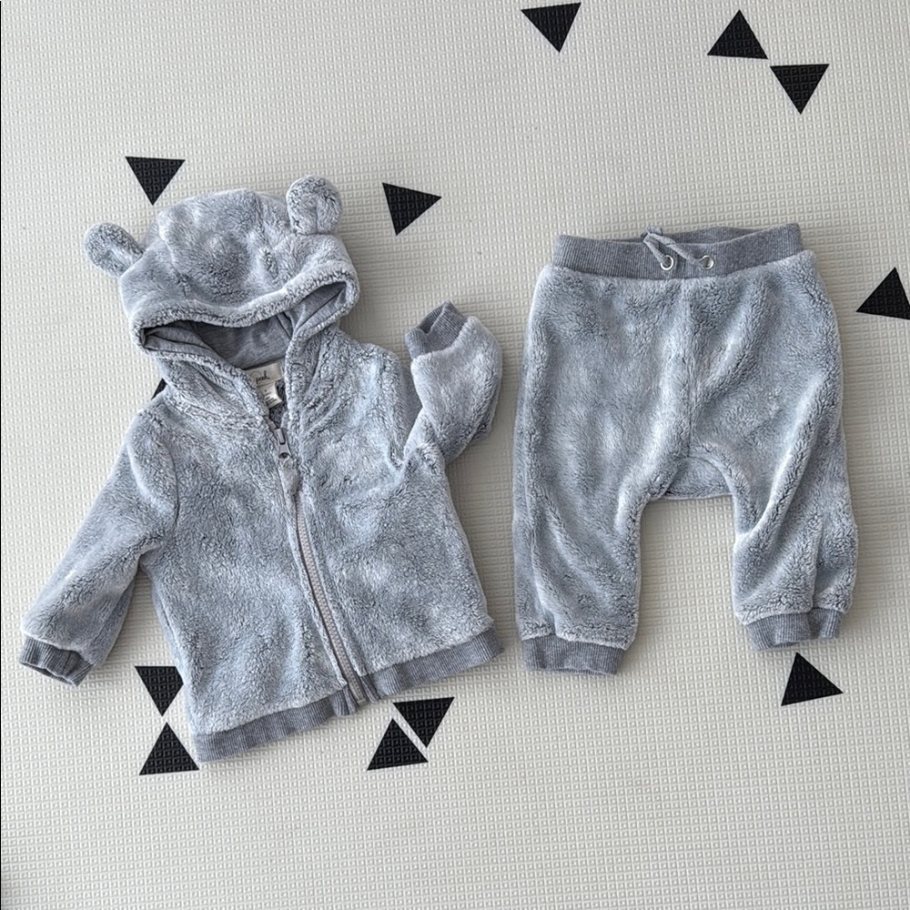 Peek Brand Gray Fleece Baby Outfit with Bear Ears Size 3-6 Months - Picture 1 of 8